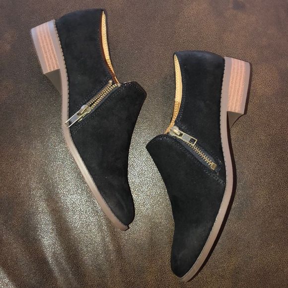 BC Born in California ModCloth Suede Booties - Picture 1 of 5